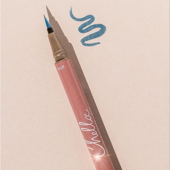 New CHELLA Dual Liquid Eyeliner Pearl in Pearl Black & Pearl Blue - Picture 4 of 12